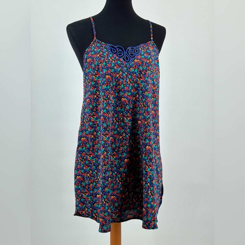 Natori II Floral Multicolor Embroidered Chemise